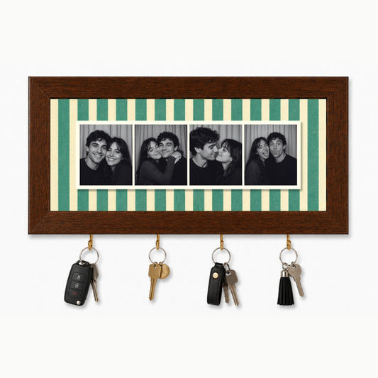 Kişiye Özel Photobooth Yatay Çerçeveli Anahtarlık - Sage